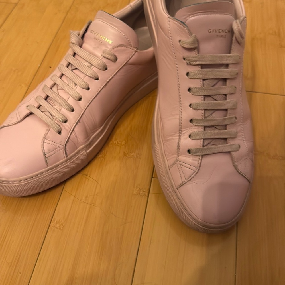 Givenchy Men's Pink Sneakers - Picture 3 of 11